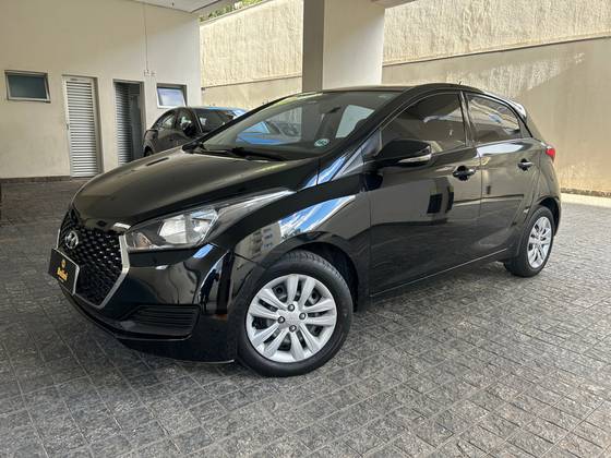 HYUNDAI HB20 1.0 COMFORT 12V FLEX 4P MANUAL HYUNDAI HB20 1.0 COMFORT 12V FLEX 4P MANUAL